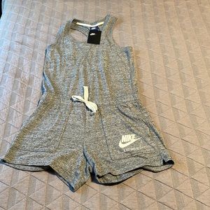 Nike romper